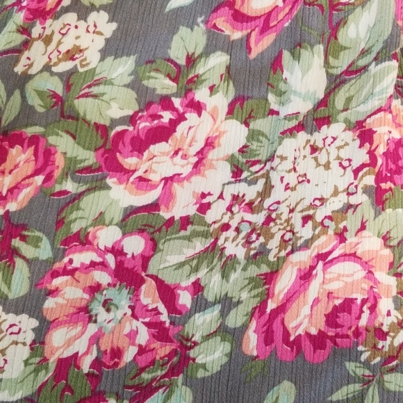 Umgee - Picture 2 of 3